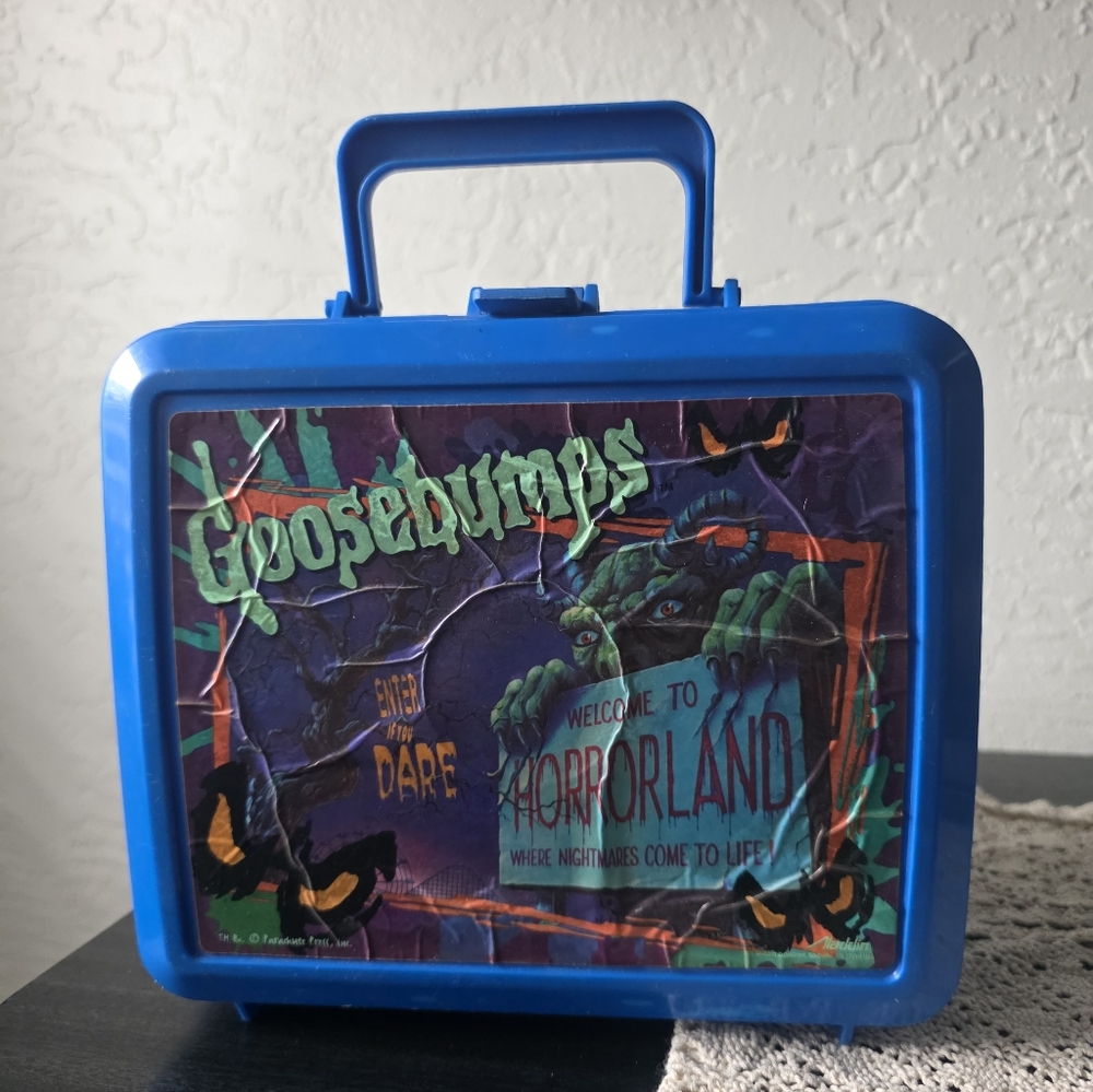 90's Goosebumps Horrorland Blue Plastic Lunchbox